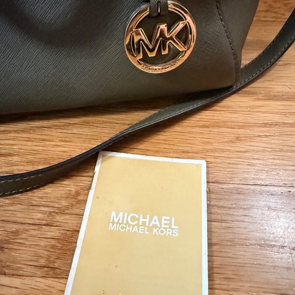 Michael Kors Ciara Large Top Zip Satchel - Picture 3 of 5
